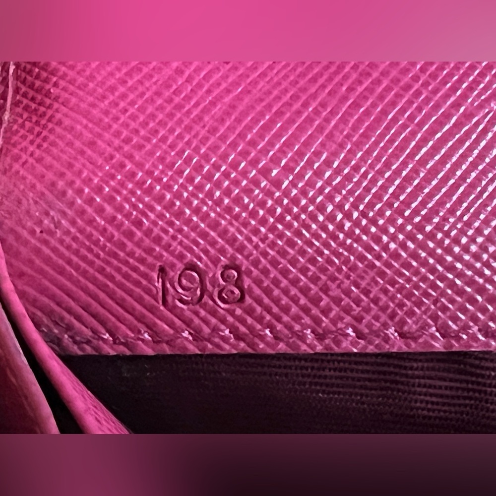 *Euc* Authentic Prada Raspberry Saffiano Leather … - image 5